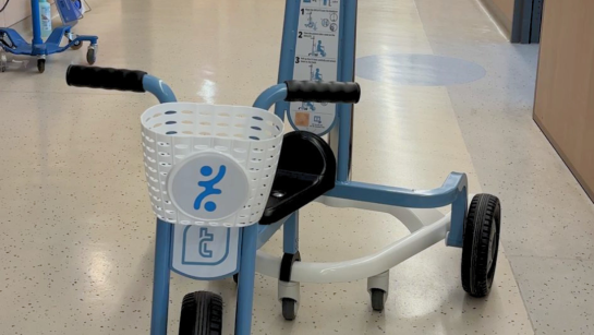 tricycle-pediatrie-clinique-saint-jean-bruxelles
